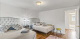 W 38th St, 1013-127